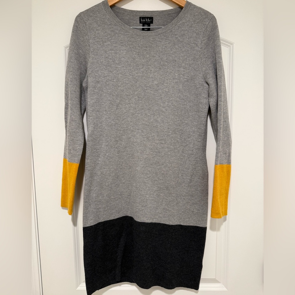 Nicole Miller Gray Knit Dress Size Medium